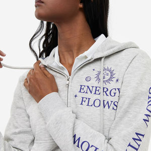 Último diseño personalizado hecho su propio estilo mujeres sudaderas con capucha peso ligero nueva llegada mujeres sudaderas con capucha con mangas completas - Product Image 2