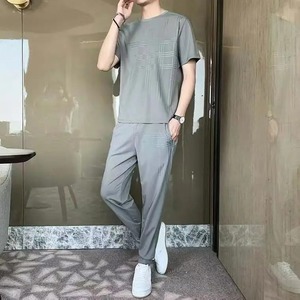 Conjunto de Pantalones y Camiseta Deportiva para Hombre, Estampado Personalizado de Alta Calidad, Estilo Estético, Suave, Ajuste Regular, Chándal de Lujo - Product Image 5