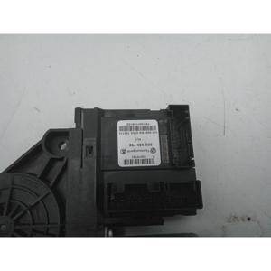 มอเตอร์กระจกไฟฟ้าด้านหน้าขวา VOLKSWAGEN Touran รุ่นที่ 3 (10>15) รหัส 1T0959702SZ0B - Product Image 2