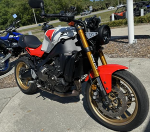 Moto Yamaha XSR900 2024 à 100 % abordable, en promotion et prête à être expédiée - Product Image 2