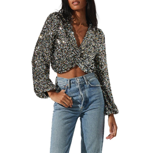 Top Corto con Paillettes Arcobaleno Nero Astr the Label, Taglia Grande per Abiti da Cocktail - Product Image 4