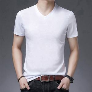Camiseta Lisa para hombre 100% algodón cuello redondo 2025 nueva llegada camiseta para hombre últimas camisetas de diseño personalizado - Product Image 3