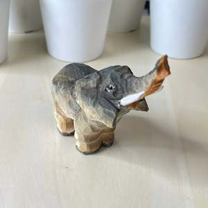 Elefante intagliato a mano scultura in legno ottone e alluminio decorazione per la casa in legno statua e figurine per ufficio e soggiorno arredamento - Product Image 5