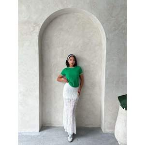 Topshow - Camiseta de punto con cuello redondo color crema esmeralda para mujer, venta al por mayor - Product Image 4