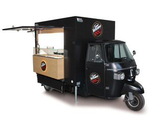 Chariot de Restauration Mobile Électrique à 3/4 Roues en Acier avec Four et Machine à Glace Molle pour Café et Crème Glacée - Résistant à la Rouille, Capacité Personnalisable - Product Image 4