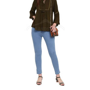 Nouveauté Pantalon en jean droit décontracté pour femme, couleur personnalisée, streetwear, tissu denim à motif uni, taille à vendre - Product Image 4