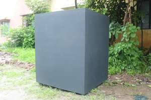 Elegante maceta cuadrada hecha a mano de FRP, maceta vertical para el hogar y la Oficina, tallado intrincado para uso en el suelo del jardín - Product Image 4