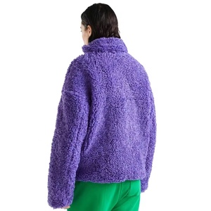 Chaqueta de mujer bordada a prueba de viento de secado rápido ropa de calle cálida para exteriores de invierno personalizada de lana de Sherpa Popular personalizada - Product Image 4