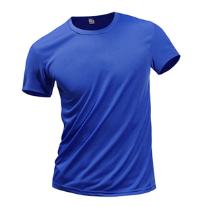 เสื้อยืดแขนสั้นทรงปกติสำหรับผู้ชาย คุณภาพสูง ผลิตจากผ้าฝ้ายออร์แกนิค 100% ระบายอากาศได้ดี แห้งเร็ว รับสั่งพิมพ์ลาย DTG จากโรงงาน - Product Image 4