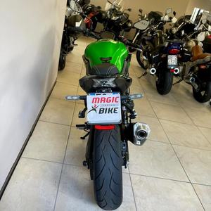 Motocicleta Deportiva Kawasaki Z900 - Product Image 5