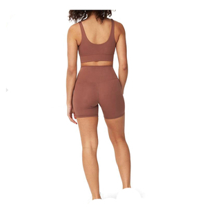 Conjunto de traje de Yoga de nuevo diseño de calidad superior para mujer, conjunto de pantalones cortos activos y sujetador, ropa deportiva para gimnasio al aire libre - Product Image 2