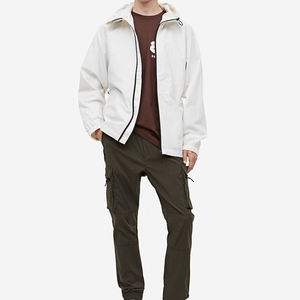 Precio razonable logotipo personalizado impresión hombres chándal para la venta OEM personalizado diseño ligero hombres chándales - Product Image 1