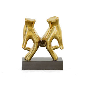 Escultura decorativa de mesa Premium elegante, manos humanas chapadas en oro, Base negra, diseño moderno para oficina en casa para cumpleaños - Product Image 4