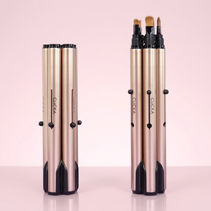 Juego de Brochas de Maquillaje de Viaje de Fibra Sintética Premium, Color Dorado, con Tapa Automática para Operación con una Sola Mano, Higiénico y con Patente Global - Product Image 1