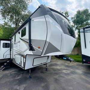 Usado 2022 P-r-i-m-e T-i-m-e Crusader 335R-L-P - Product Image 1