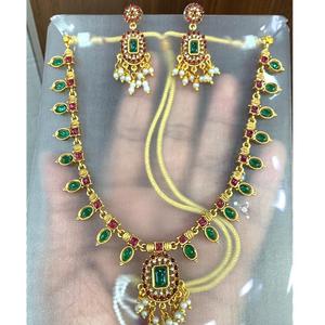 Ensemble de collier en laiton finition or antique de qualité supérieure avec boucles d'oreilles ensemble de bijoux plaqué or pour les femmes vêtements de mariage traditionnels - Product Image 1