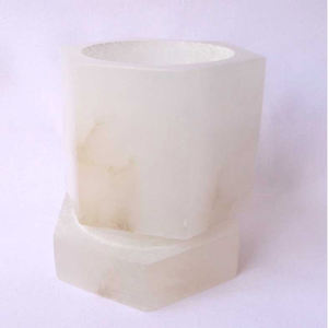 Soporte de vela de mármol de alabastro respetuoso con el medio ambiente hecho a mano, último diseño disponible en varios tamaños, estilos, soportes de piedra a precio por mayor - Product Image 2