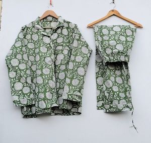 Conjunto de pijama de dama de honor con estampado de bloque de algodón 100% indio para mujer - Product Image 1