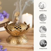 Brûleur d'encens en laiton doré Lotus, porte-encens Dhoop Dani et Sambrani avec bougie, lanterne décorative antique pour Pooja