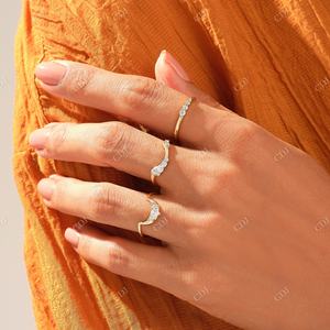 Anillo de compromiso de oro macizo de 14k con diamante cultivado en laboratorio certificado por IGI de 0.25 CTW, color SI GH, diseño de onda, apilable, único y delicado para mujer - Product Image 6