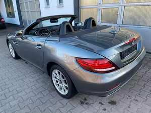 Prêt à exporter <span class=keywords><strong>2018</strong></span> Mercedes-SLC <span class=keywords><strong>180</strong></span> Benz Euro 6 gris <span class=keywords><strong>essence</strong></span> voiture d'occasion RHD/LHD prête à exporter dans le monde entier - Product Image 3