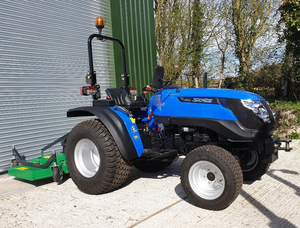 Nuevos Tractores Compactos Solis, Solis 26 4x4 con Neumáticos para Césped, Tractor Agrícola Solis 26 HST+(Plus) 4x4 con Certificación CE/EPA Diésel - Product Image 2