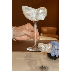 Verres à coquillages avec base en cristal: faits à la main, verres à cocktail de luxe, tasse à vin de conque, souvenirs de mariage, souvenirs de fête. - Product Image 4