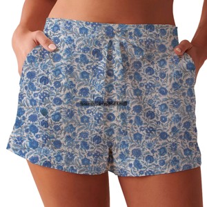 Pantalones Cortos de Pijama de Algodón Puro con Estampado Floral para Mujer, Moda Casual para el Hogar con Cintura Elástica Suave para Primavera y Verano - Product Image 1