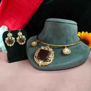 Conjunto de colgante Hasli de diamante americano para mujer, ideal para ropa informal y formal, collar sencillo de diseño único para mujer - Product Image 1