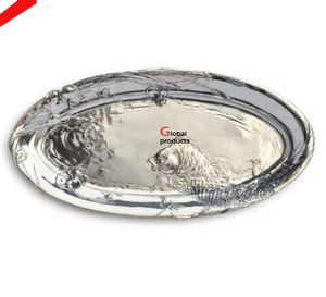 Plateau de service de designer de forme ovale en métal fini argenté à l'aspect classique pour le restaurant et le bar de l'hôtel - Product Image 3