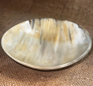 Plateau porte-savon en corne de buffle accessoire de salle de bain à la maison en gros écologique plateau à savon en corne de qualité incroyable - Product Image 1