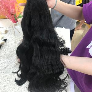Extensiones onduladas naturales de trama de piel de pelo virgen superventas para mujeres negras de pelo vietnamita - Product Image 1