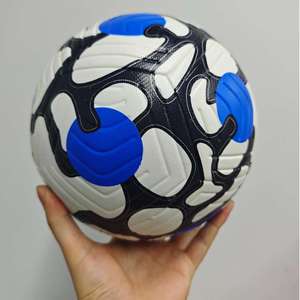 Ballon de football d'entraînement de haute qualité, taille personnalisée 5, en PU, cousu à la machine, avec logo imprimé pour les matchs 24-25, pour les équipes, les clubs et les joueurs - Product Image 3