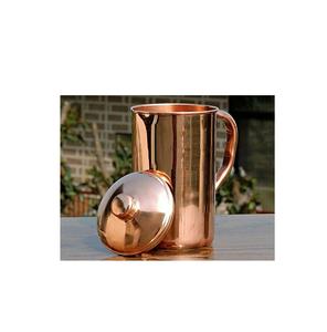 Pichet en cuivre fabriqué à la main avec finition martelée traditionnelle et poignée en laiton parfait pour le stockage d'eau ayurvédique et la décoration de table - Product Image 5