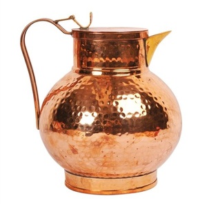 Jarra de agua potable decorativa para mesa de cena, servidor de almacenamiento de agua, diseño hecho a mano, jarra de agua aislada para beber - Product Image 6