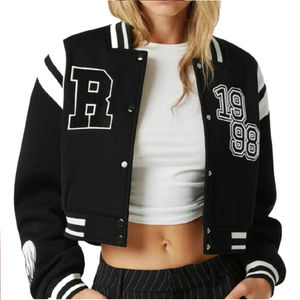 Veste universitaire surdimensionnée à manches en cuir décontractée Veste de baseball vintage cool pour femmes Veste pour femmes avec lettres Manteau OEM - Product Image 6