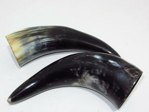 INDIA NATURALLY HAND POLISHED VIKING PARTY Theme Authentic Drinking Horns for Sale for <b>Christmas</b> Occasion - Product Image 3