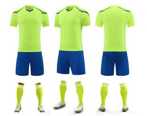 Conjuntos de Uniformes de Fútbol 100% Poliéster para Adultos - Nombres y Números de Equipo Personalizados, Transpirables, de Secado Rápido, Cuello en V, Manga Corta, Duraderos - Product Image 5