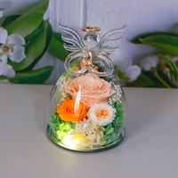 Fleur éternelle préservée à la glycérine, petit ange dans un dôme en verre, roses éternelles pour les cadeaux de remise de diplôme, de Noël et d'anniversaire