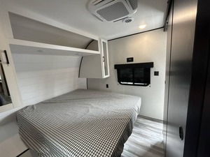 Nouvelle remorque Jayco Jay F-l-i-g-h-t Slx 321BDS 2026 prête à la vente - Product Image 2