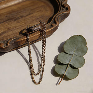 Boucles d'oreilles pendantes unisexes en acier inoxydable plaqué or 18 carats avec double chaîne et zircon - Product Image 6