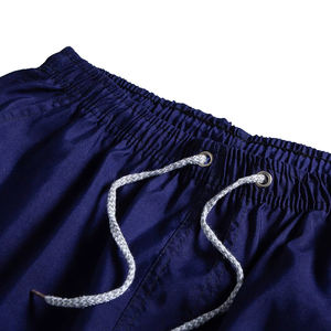 Pantalones cortos deportivos transpirables para hombre con estampado de sublimación y logotipo personalizado, pantalones cortos de secado rápido de talla grande, pantalones cortos deportivos de uso activo para hombre - Product Image 2