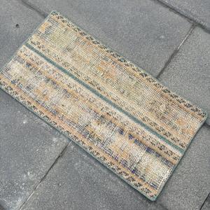 Alfombra Turca de 1.1x2.2 pies, Alfombra Pequeña Vintage, Alfombra Azul con Diseño Floral - Product Image 4