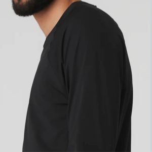 T-shirt athlétique à manches longues personnalisé pour hommes | T-shirt de compression haute performance pour le sport, la salle de sport et les activités de plein air - Product Image 4