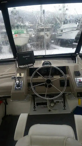 เรือยอชท์มอเตอร์ 1995 B-a-y-l-i-n-e-r 4587 C-o-c-k-p-i-t - Product Image 5