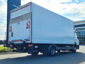 Camion moyen d'occasion Me -rced -es Ate -go 823 Euro 5 Diesel 2021 - Product Image 2