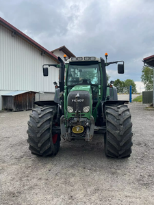 Tracteur agricole Fendt de qualité supérieure, vert, 4 roues motrices, multifonctionnel, prêt à être expédié. - Product Image 6