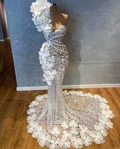 Robe de soirée longue en diamant, manches courtes, sans bretelles, taille naturelle, silhouette sirène, strass, perle, fleur, luxe - Product Image 1