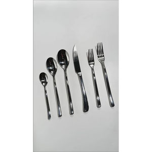 Juego de cubiertos de metal elegante y resistente Vajilla decorativa fácil de limpiar de alta dureza para hogares, eventos y restaurantes - Product Image 3