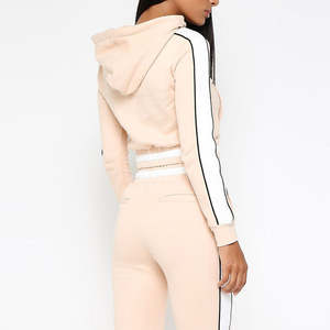 Trajes de chándal recién llegados superventas eleva tu estilo, chándal de poliéster y algodón con estampado gráfico y colores llamativos a precio barato - Product Image 3